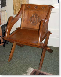 Glastonbury Chair for the Oratory 